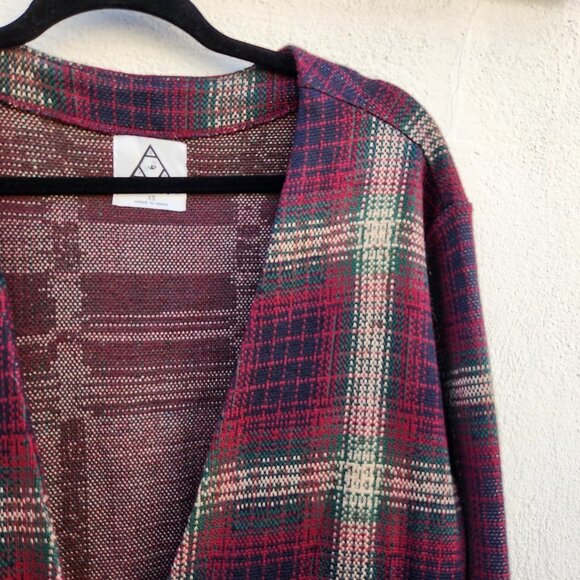 UNIF Nevermind Duster in Plaid - Picture 8 of 12